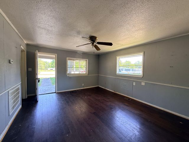 408 Chestnut Street, Lafayette, GA 30728