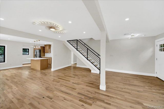 81 Ridge Road, Yonkers, NY 10705