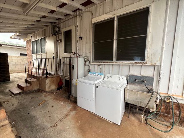 3458 Maunaloa Avenue, Honolulu, HI 96816