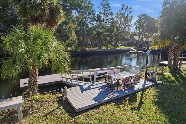 3619 N SUWANNEE POINT, Crystal River, FL 34428