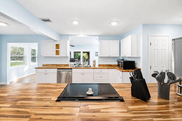 3619 N SUWANNEE POINT, Crystal River, FL 34428