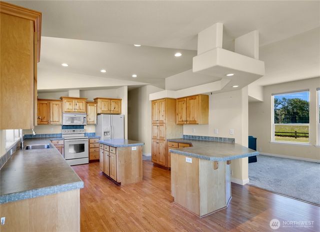 4004 Brown Road, Ferndale, WA 98248