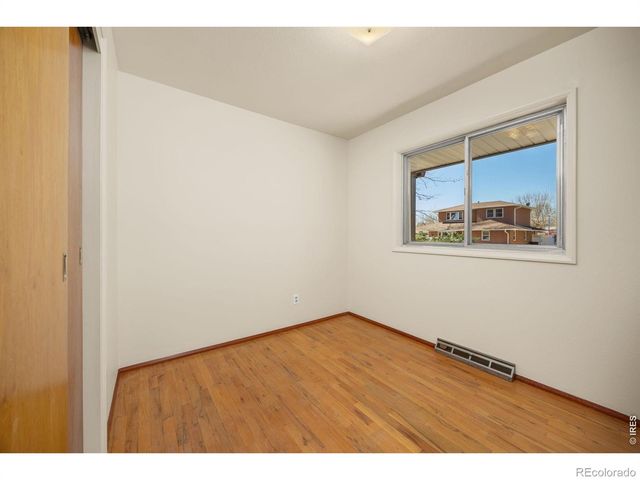 1542 Collyer Street, Longmont, CO 80501