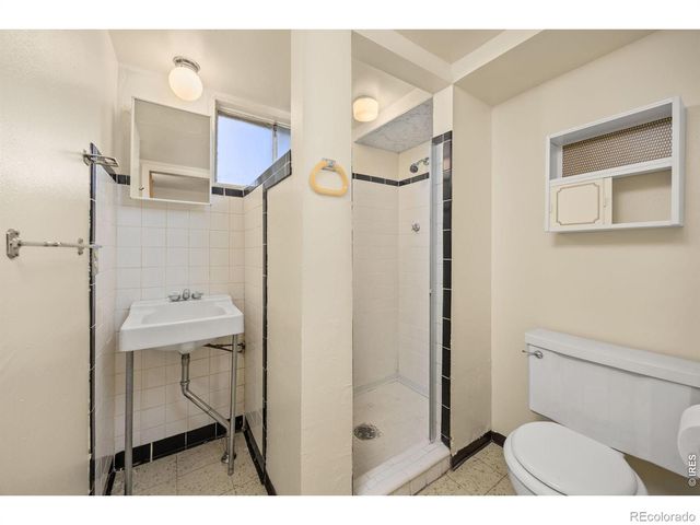 1542 Collyer Street, Longmont, CO 80501