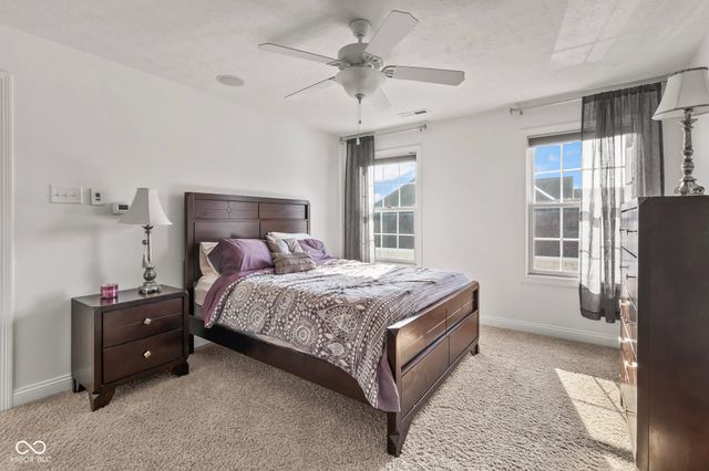 9986 Wild Turkey Row, Fishers, IN 46055