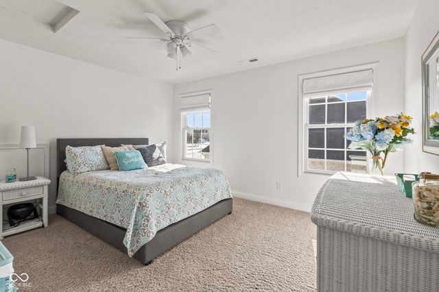 9986 Wild Turkey Row, Fishers, IN 46055