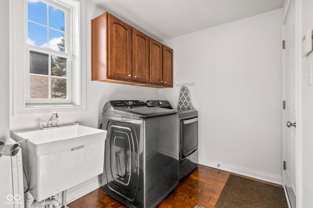 9986 Wild Turkey Row, Fishers, IN 46055