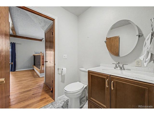 1617 Albion Ln, Longmont, CO 80503