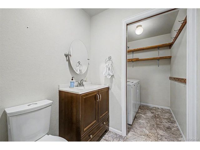 1617 Albion Ln, Longmont, CO 80503