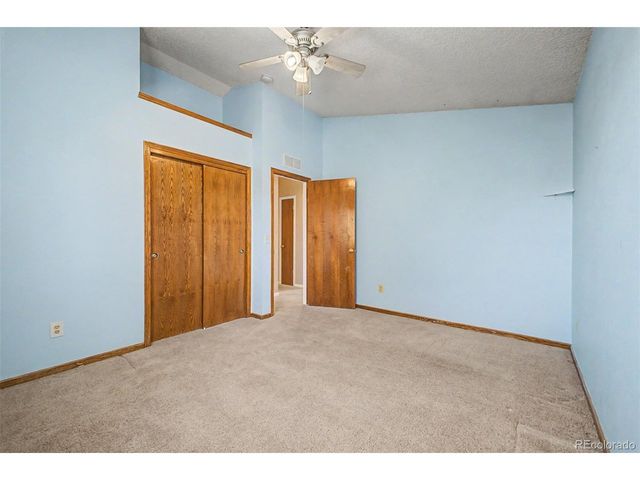 1617 Albion Ln, Longmont, CO 80503