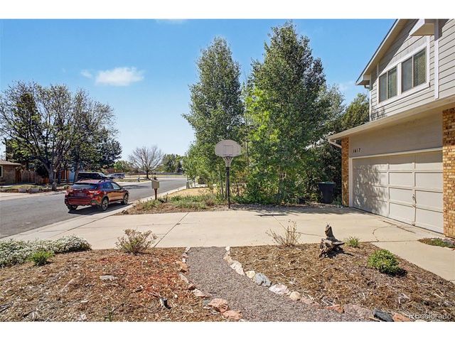 1617 Albion Ln, Longmont, CO 80503
