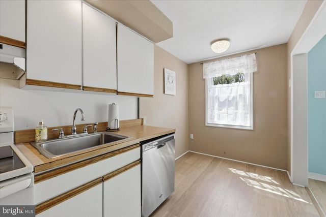 415 PARK DR, Glenolden, PA 19036