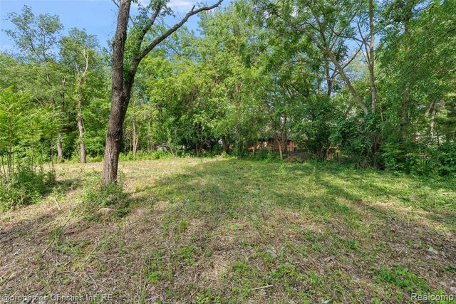 0000 E. Square Lake Road, Troy, MI 48085