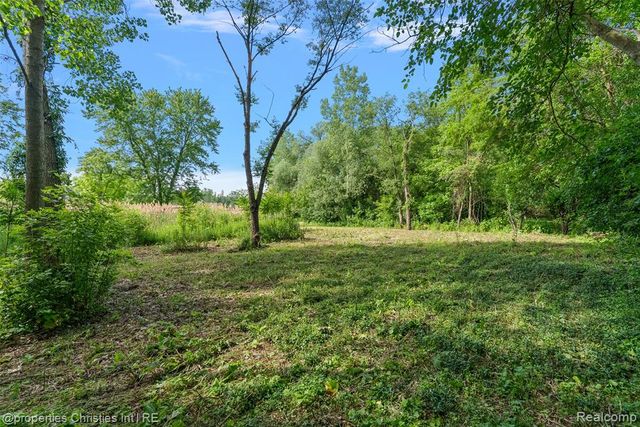 0000 E. Square Lake Road, Troy, MI 48085