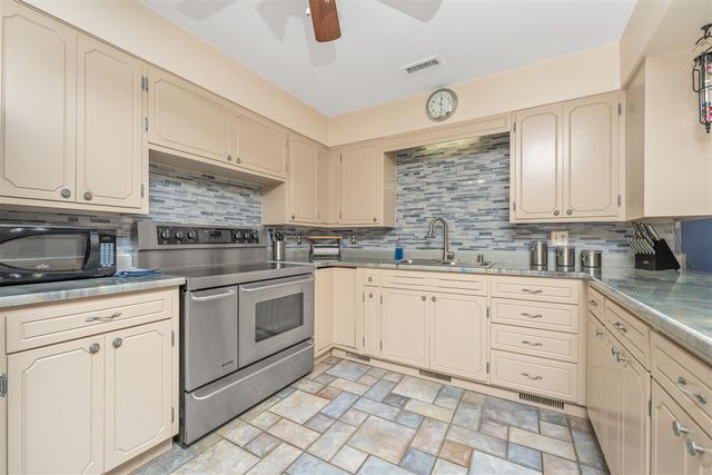 4405 S 29th Street, Kalamazoo, MI 49048