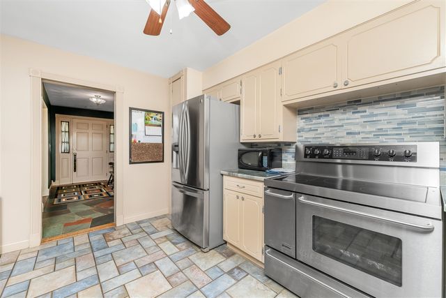 4405 S 29th Street, Kalamazoo, MI 49048