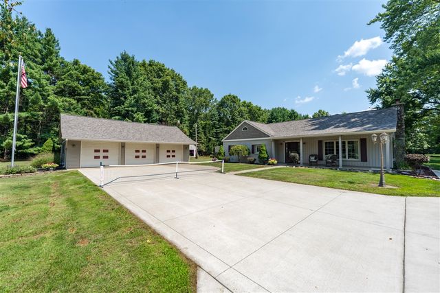 4405 S 29th Street, Kalamazoo, MI 49048