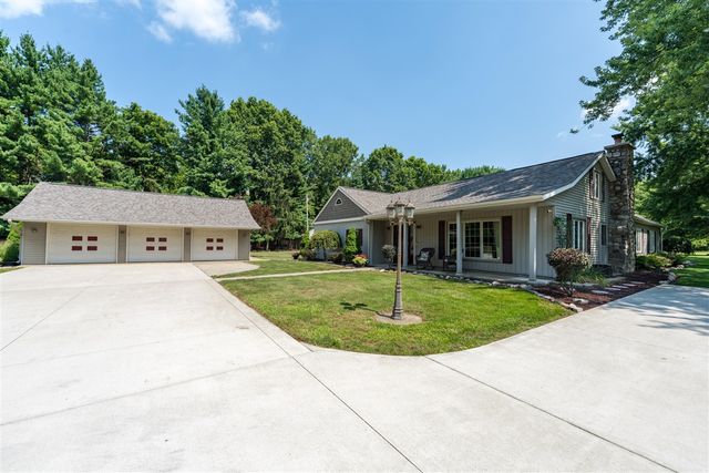 4405 S 29th Street, Kalamazoo, MI 49048