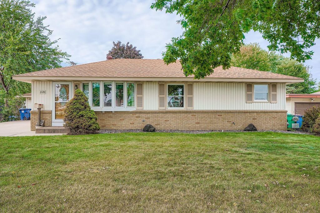 6120 7th Street NE, Fridley, MN 55432