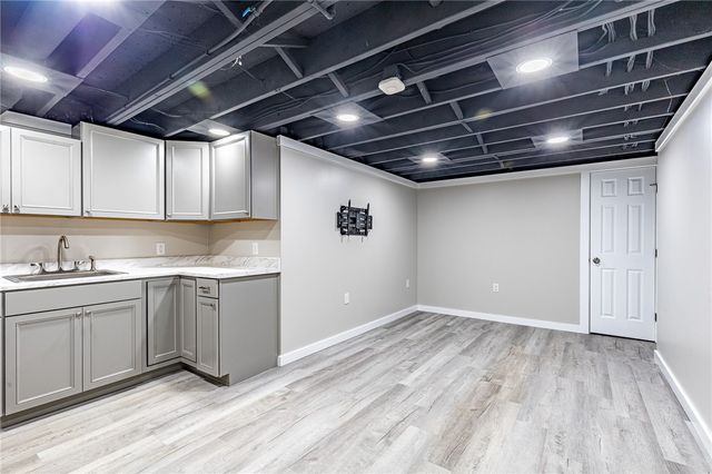 201 Ida Red Lane, Greece, NY 14626