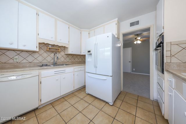 3008 E 6th Street D15, Tucson, AZ 85716