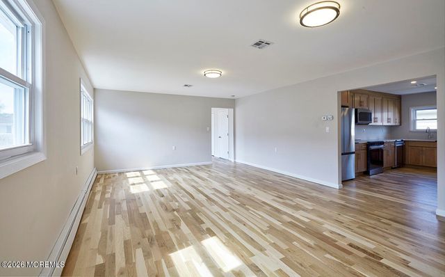 9 Mirador Court, Toms River, NJ 08757
