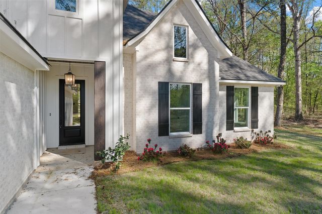 920 Butler Hill Road, Benton, LA 71006