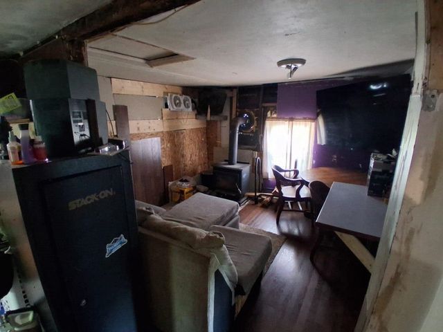 17 Pawtucket Avenue, Claremont, NH 03743