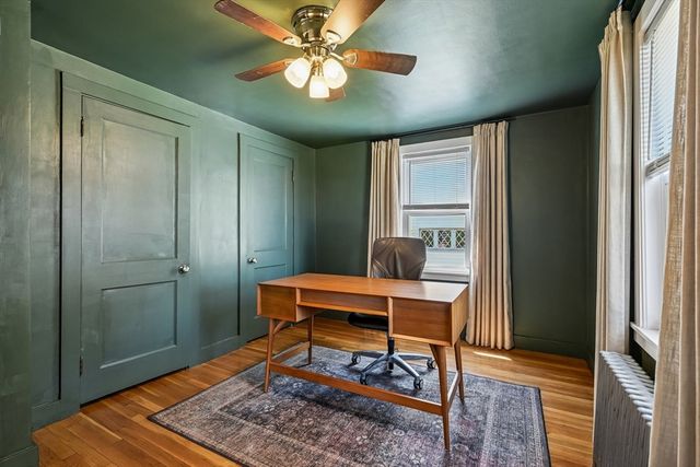 50 Mishawum Rd, Woburn, MA 01801