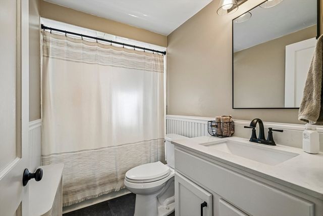 50 Mishawum Rd, Woburn, MA 01801