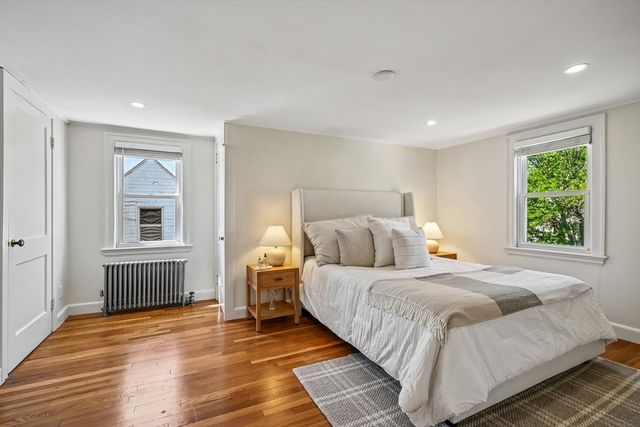 50 Mishawum Rd, Woburn, MA 01801