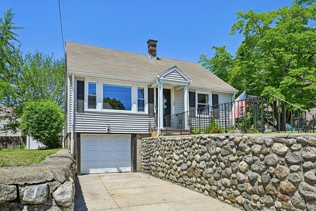 50 Mishawum Rd, Woburn, MA 01801
