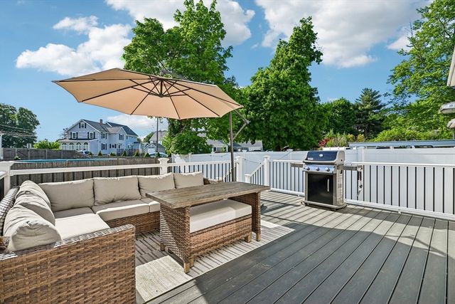 50 Mishawum Rd, Woburn, MA 01801