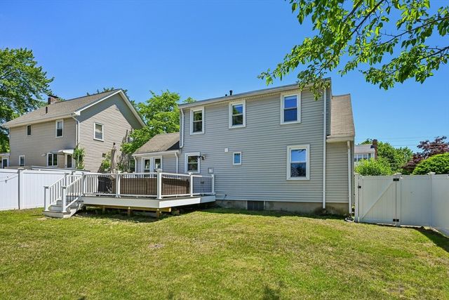 50 Mishawum Rd, Woburn, MA 01801