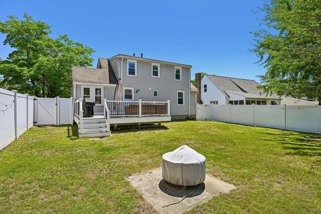 50 Mishawum Rd, Woburn, MA 01801