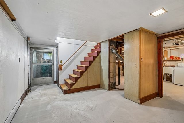 50 Mishawum Rd, Woburn, MA 01801