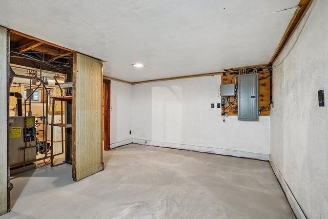 50 Mishawum Rd, Woburn, MA 01801