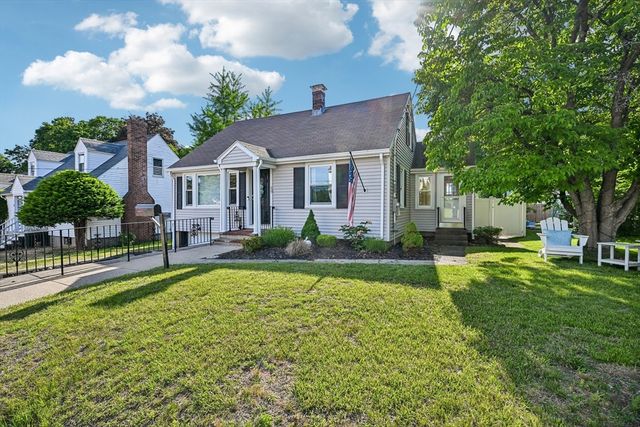 50 Mishawum Rd, Woburn, MA 01801