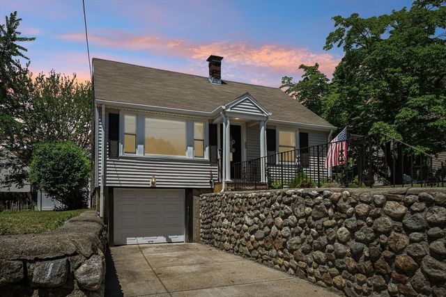 50 Mishawum Rd, Woburn, MA 01801