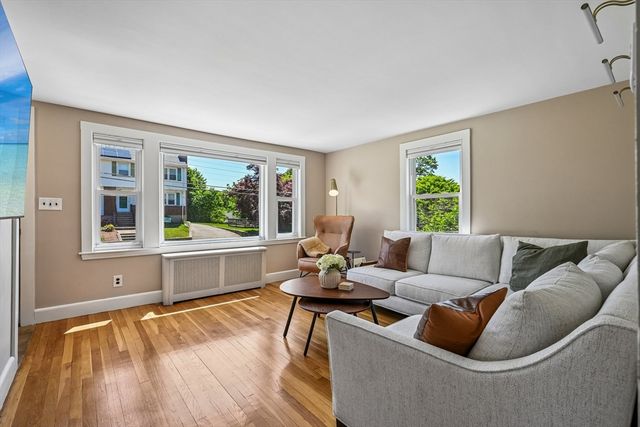 50 Mishawum Rd, Woburn, MA 01801