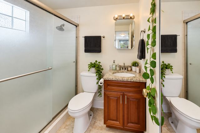 1464 W Ohio Street, Chicago, IL 60642
