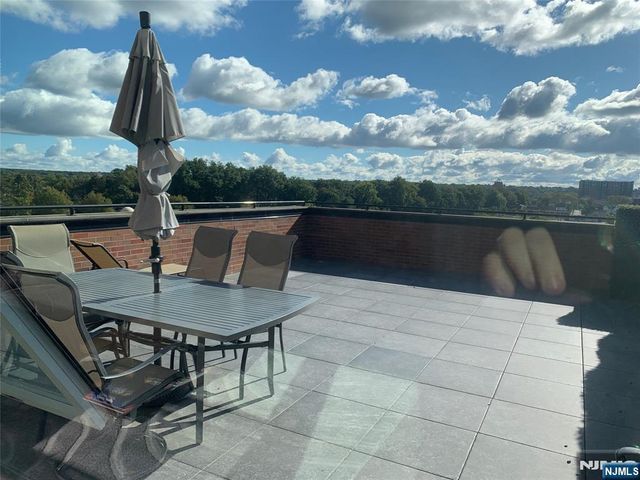 140 Overlook Avenue C 2, Hackensack, NJ 07601