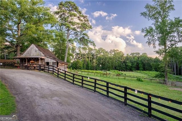 715 Creekside Bend, Alpharetta, GA 30004