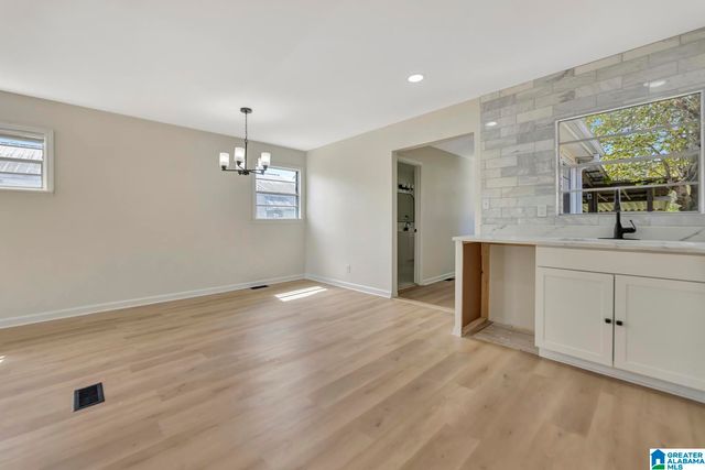 232 15TH STREET S, Irondale, AL 35210