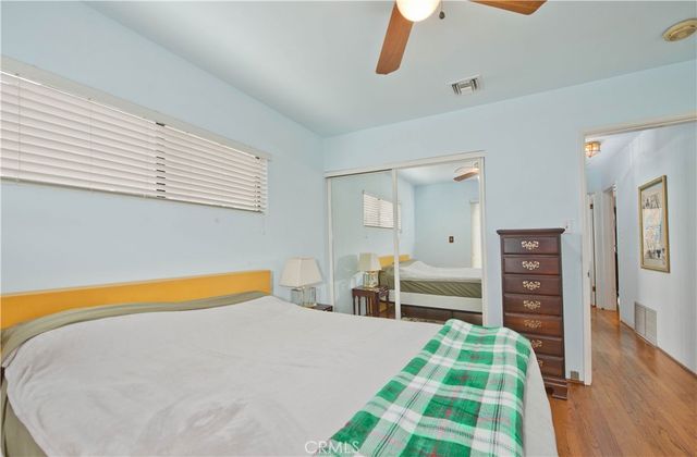 6631 Densmore Avenue, Lake Balboa, CA 91406