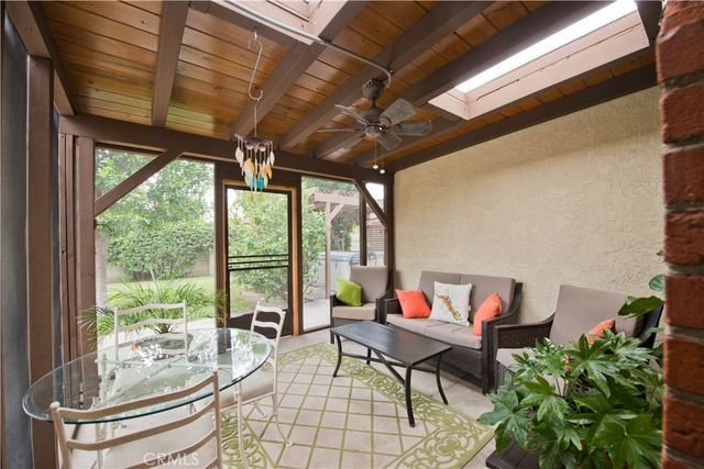 6631 Densmore Avenue, Lake Balboa, CA 91406