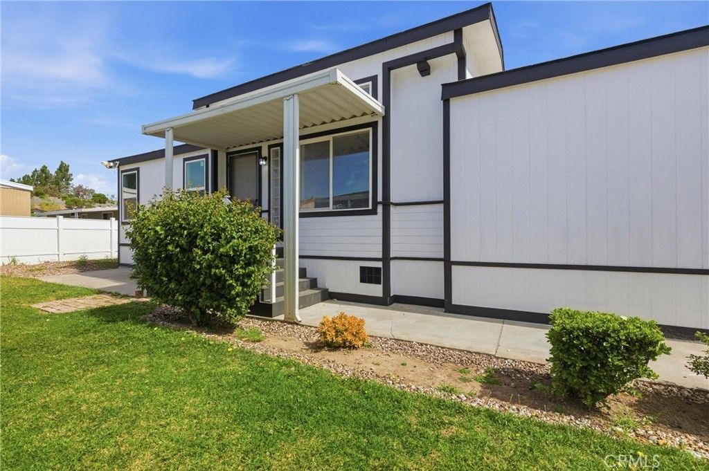 Image 33 of property listing at 4901 Green River 153, Corona, CA 92878