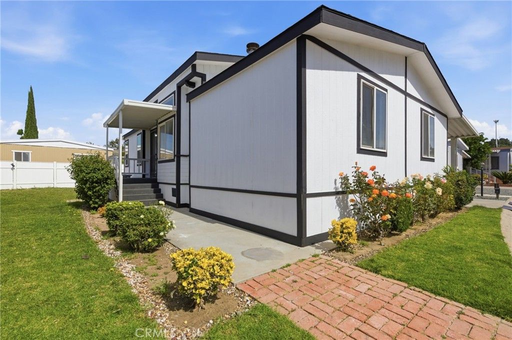 Image 35 of property listing at 4901 Green River 153, Corona, CA 92878