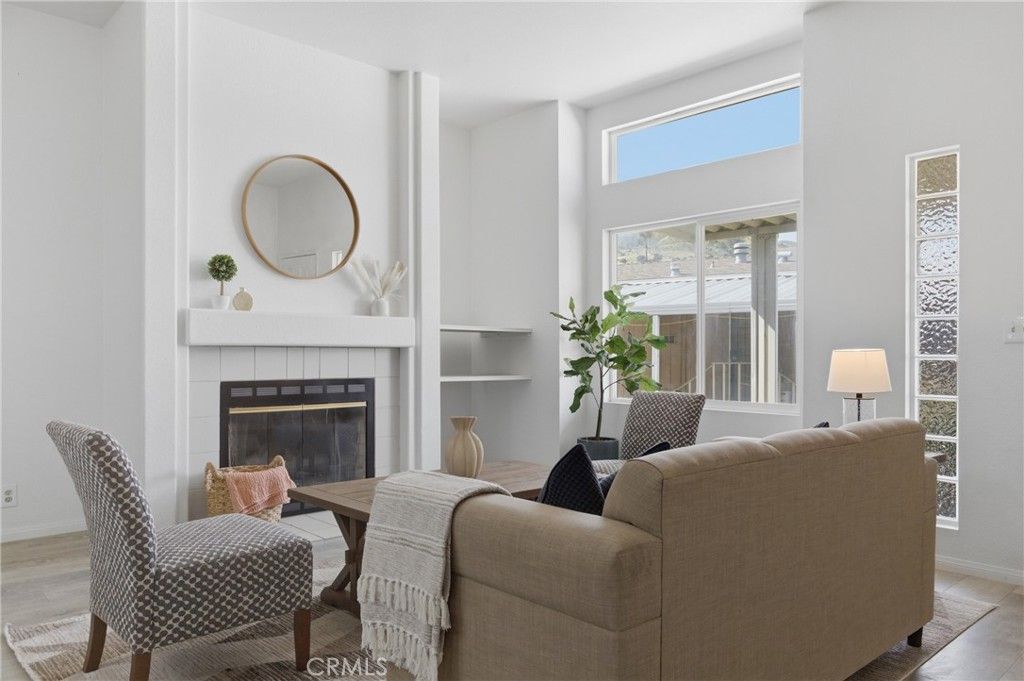 Image 9 of property listing at 4901 Green River 153, Corona, CA 92878