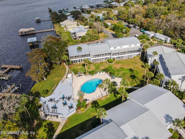 235 RIVER BEND Place, Welaka, FL 32193